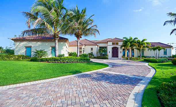 Reasons to Select Us for Your Driveway Paving Requirements in North Aurora, IL